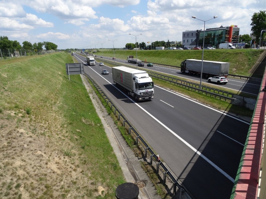 W Polsce mamy obecnie 1288,6 km autostrad i 2897,9 km dróg...
