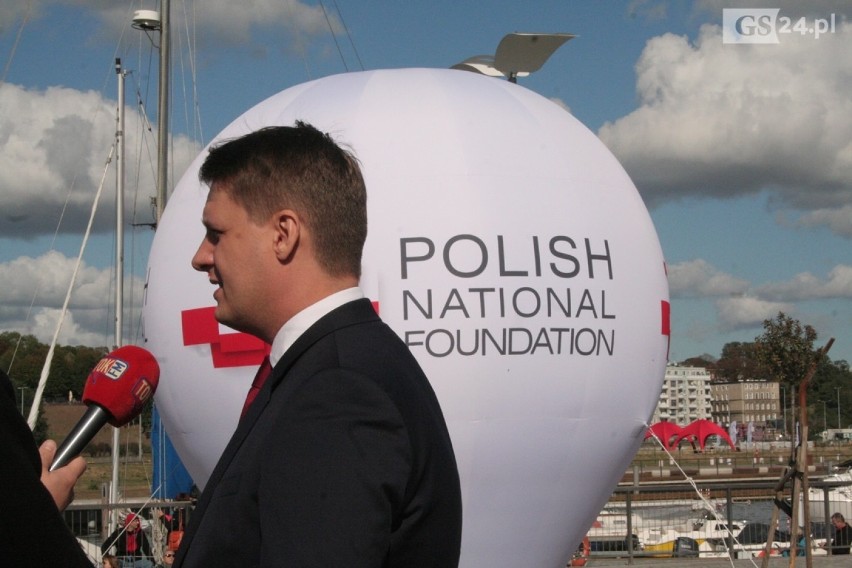 Jacht "I LOVE POLAND" na Łasztowni na 100 lat niepodległości [ZDJĘCIA, WIDEO]
