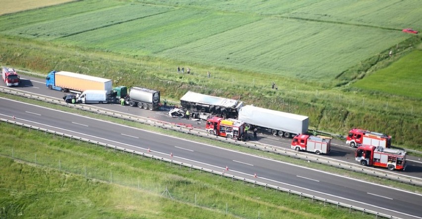 Wypadek na A2 w Lądku