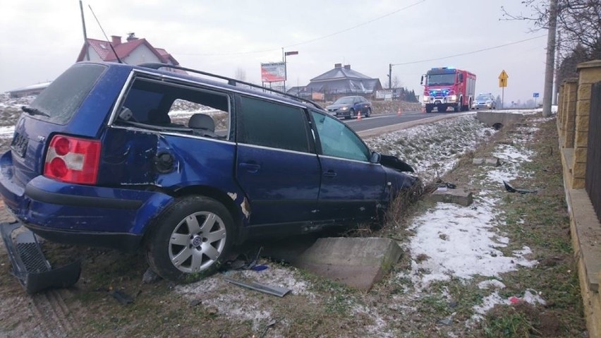 Wypadek w Luborzycy na drodze wojewódzkiej. Jedna osoba poszkodowana