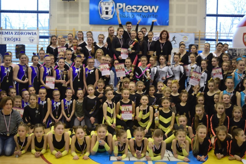  Pleszew gościł najlepsze drużyny z Południowej Wielkopolski w Finałach Rejonu Kalisz w Aerobiku Grupowym     