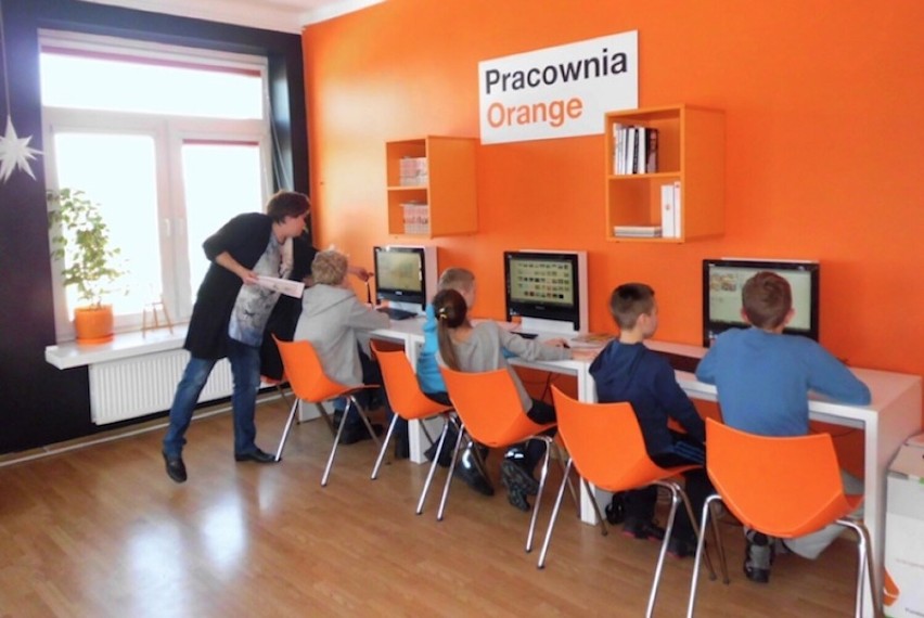 Fundacja Orange zakłada i pomaga prowadzić multimedialne świetlice