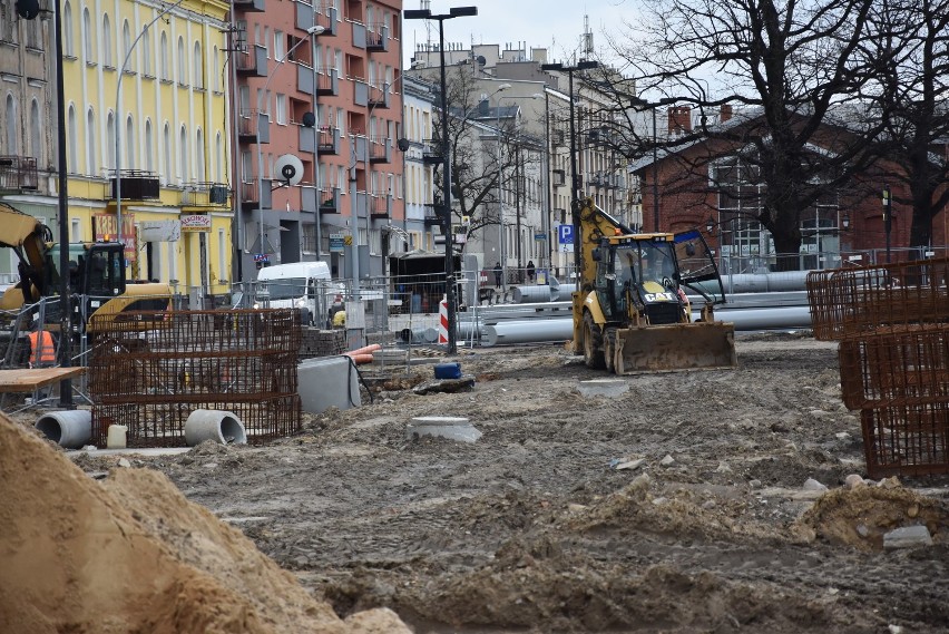 Zobacz jak postępują prace na budowie centrum przesiadkowego w Częstochowie ZDJĘCIA