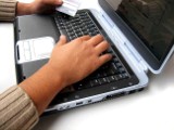 Konsultacje społeczne w sprawie bezpłatnego internetu w Tomaszowie. Przekaż radnym swoją opinię