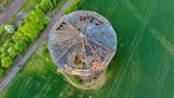 Tak wygląda zniszczony dach wieży ciśnień w Solankach w Inowrocławiu [zdjęcia z drona - maj 2022]