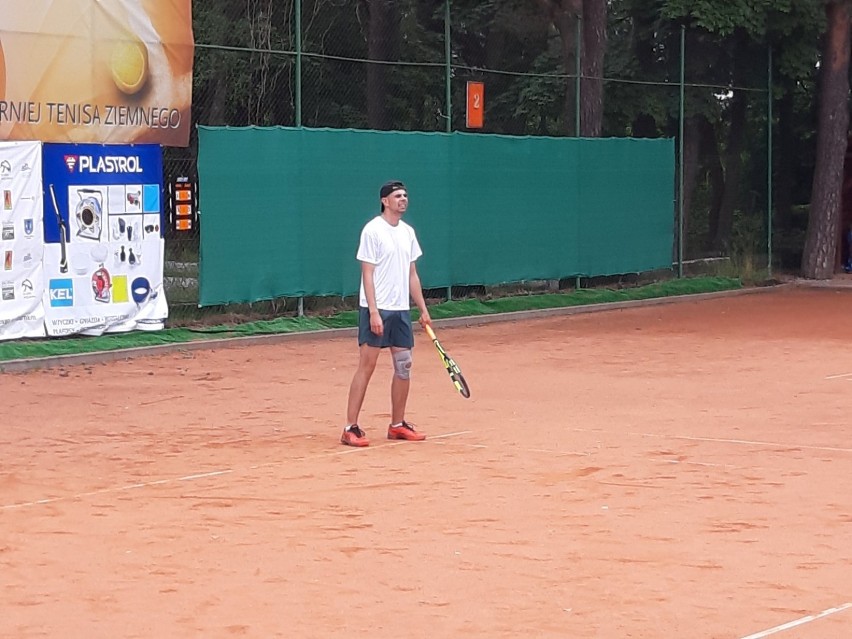 Czarneńskie Stowarzyszenie Tenisa Ziemnego. PLASTROL II LIGA