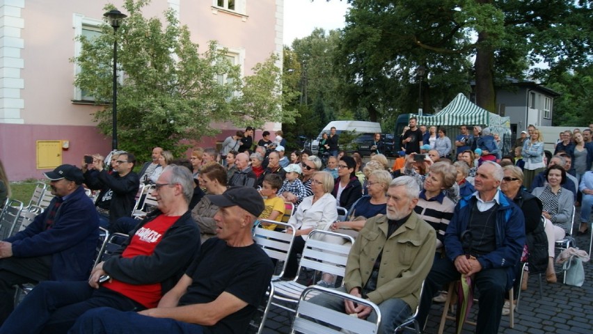 Koncert Szulerów na scenie przy Akademii Twórczości w Skierniewicach [ZDJĘCIA]