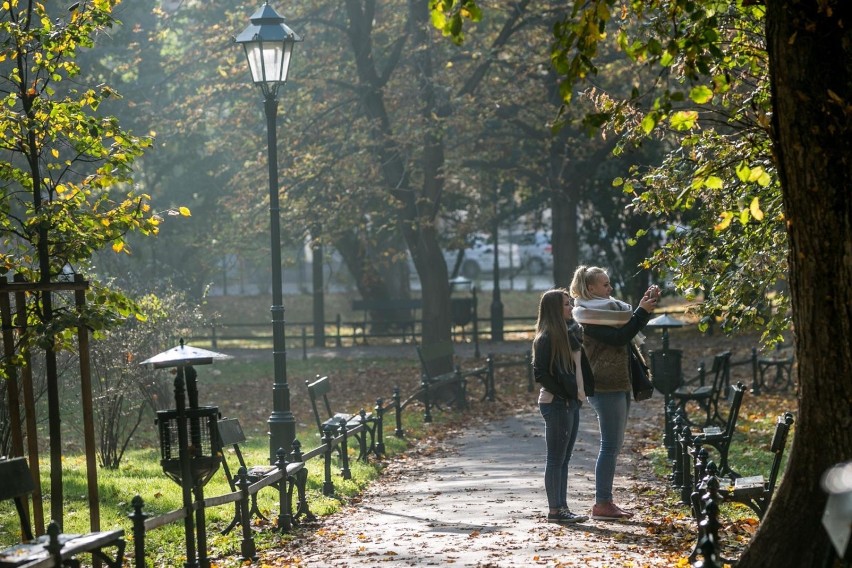 Pogoda na niedzielę, 4.11.2018. Piękna jesień na krakowskich...