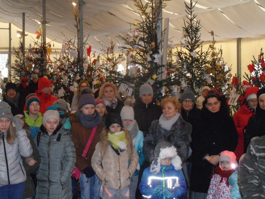 Konkurs choinek na Jasnej Górze rozstrzygnięty ZDJĘCIA