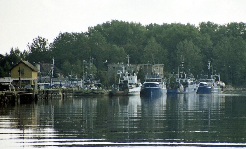 Darłowski port dawniej i dziś. Zobaczcie archiwalne i współczesne zdjęcia