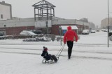 Czy grozi nam pierwszy w tym roku paraliż komunikacyjny na drogach powiatu złotowskiego? Śnieg przykrył chodniki i jezdnie w mieście