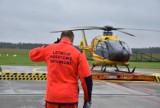 W gminie Kamiennik lądował śmigłowiec LPR. Niebezpieczny wypadek z udziałem 13-letniego dziecka