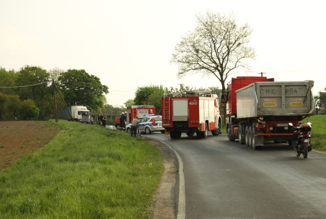 Do wypadku doszło na trasie 255 w miejscowości Jankowo, gm.Pakość. Fot. Marek Kaśk&oacute;w