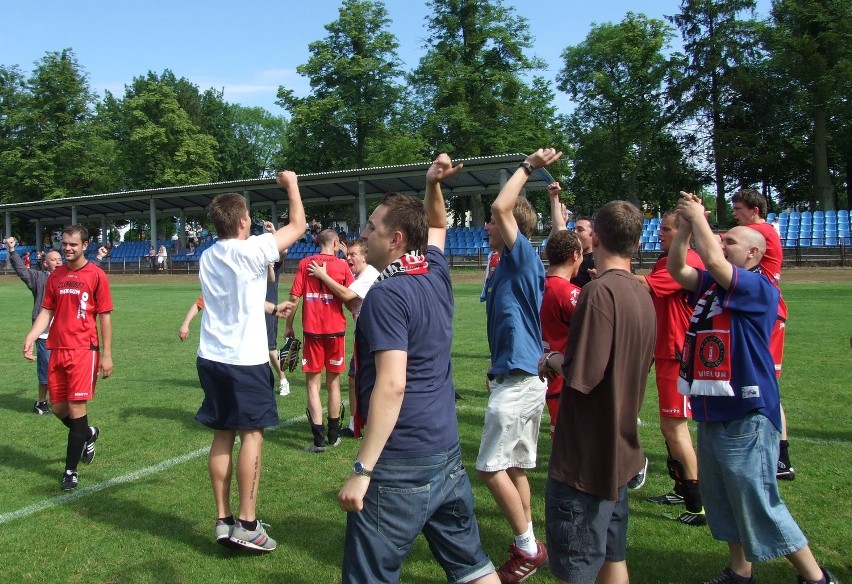 WKS Wieluń świętuje awans do III ligi [FOTO]