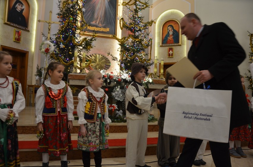 Festiwal Kolęd i Pastorałek w Bełchatowie. Laureaci zaśpiewali w kościele na osiedlu Binków [ZDJĘCIA, FILM]