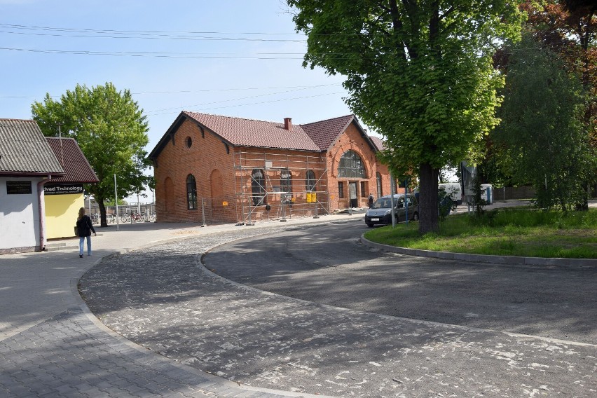Trwa modernizacja budynku dworca PKP w Zduńskiej Woli. Ten...