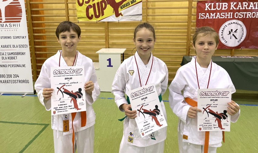 Szamotulski Klub Karate wywozi z Ostroroga aż 14 medali!