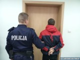 Poszukiwany do odbycia kary zatrzymany w Kielcach. Zamiast majątku, może pomnożyć dni za kratami - mówią policjanci