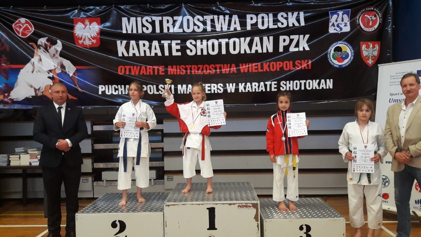 13 medali karateków Inochi Gniezno na zawodach regionalnych...