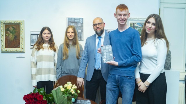 Łukasz Oliwkowski w Muzeum im. Jana Kasprowicza w Inowrocławiu opowiedział o swojej najnowszej książce.