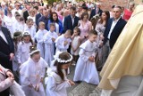 Pierwsza Komunia Święta 2024 w Malborku. Przystąpiły do niej dzieci z parafii Zesłania Ducha Świętego 