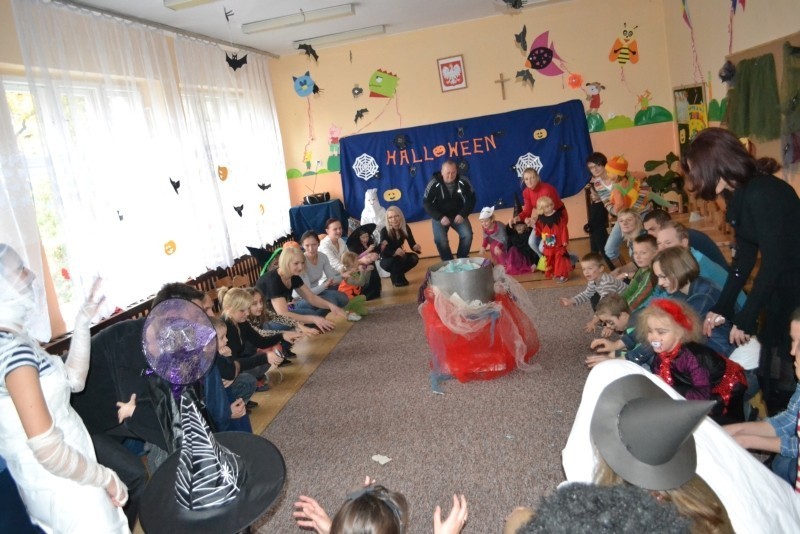 Książ Wlkp: Halloween w przedszkolu (ZDJĘCIA)