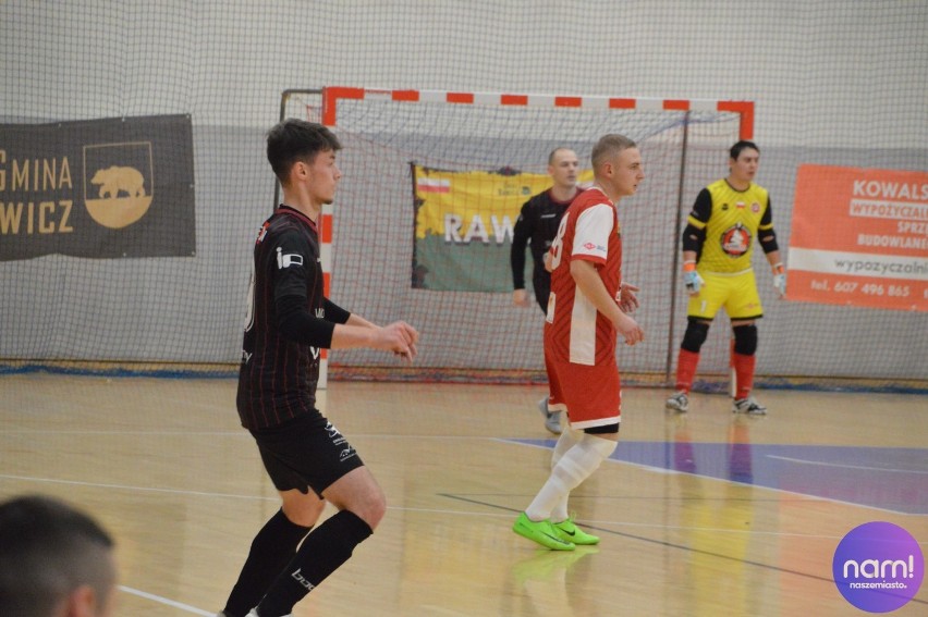 Futsal. Liga wystartowała. KS Futsal Rawicz przegrywa na inaugurację z KP Września [ZDJĘCIA]