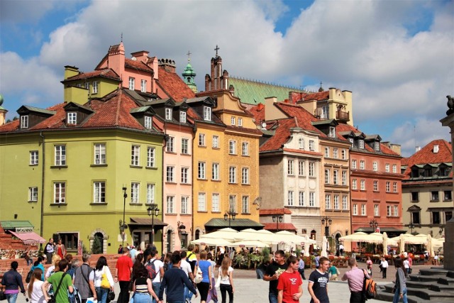 Podczas długiego czerwcowego weekendu wielu z nas zostanie w mieście. Warto więc wiedzieć, co będzie czynne, a co zamknięte.