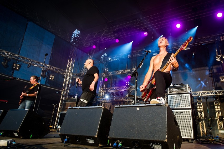 Cieszanów Rock Festival 2016. Dzień pierwszy