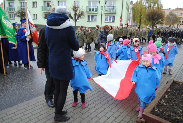 Tak w poprzednich latach świętowano w Golubiu-Dobrzyniu 11 listopada - odzyskanie przez Polskę niepodległości