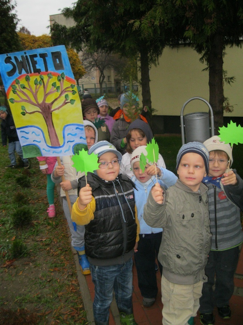 Święto Drzewa w Przedszkolu nr 3 w Zduńskiej Woli [ZDJĘCIA]