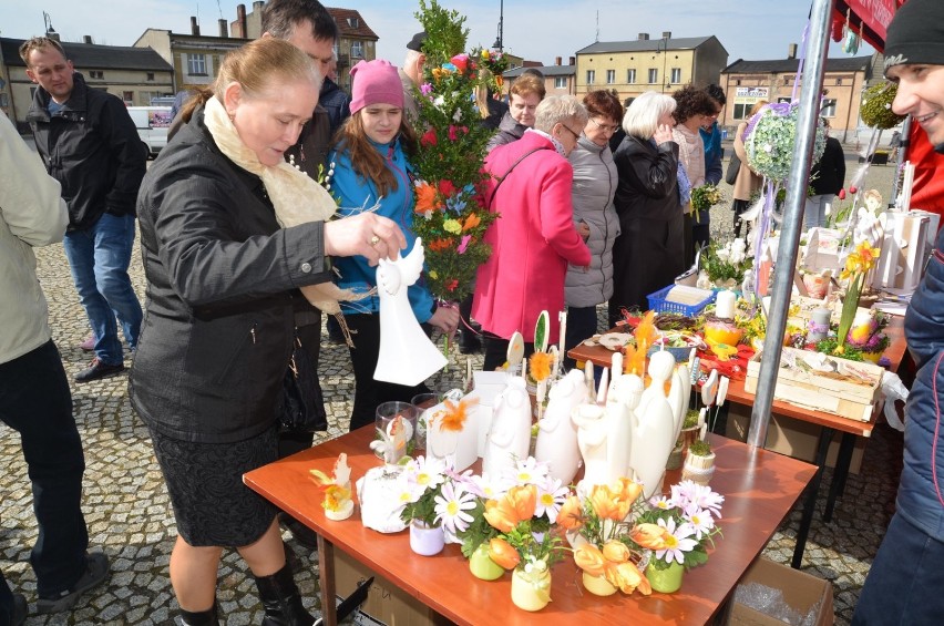 Jarmark wielkanocny na kłeckoskim Rynku [FOTO]