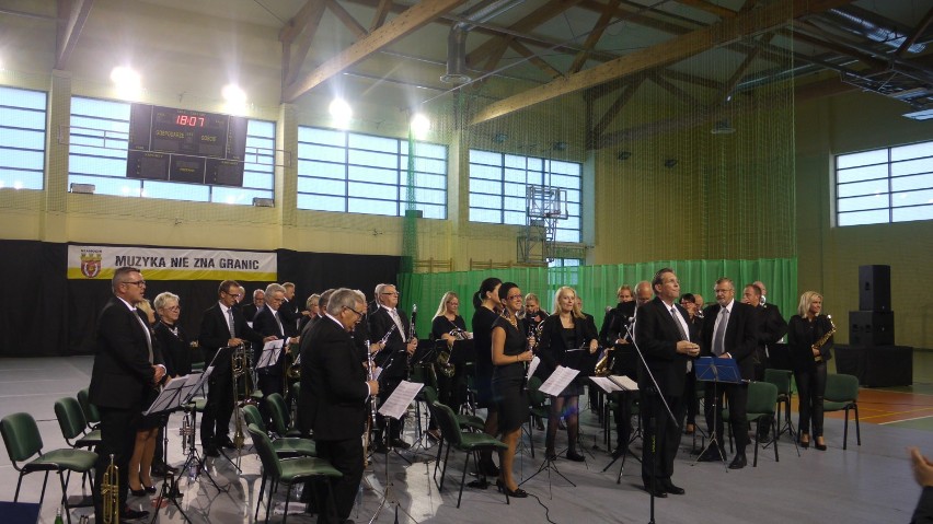 Orkiestra z Norwegi zagrała w Szamocinie