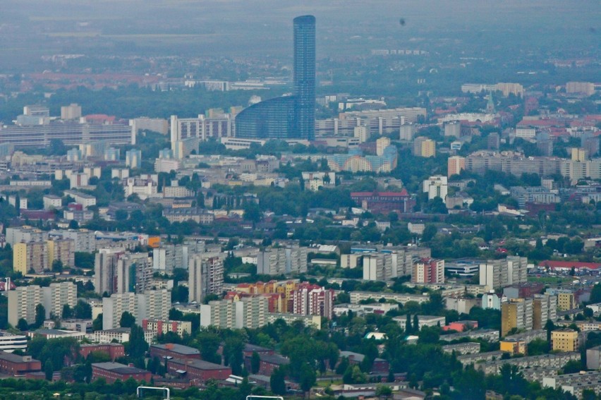 Ile rzek przepływa przez miasto, ilu w stolicy Dolnego...