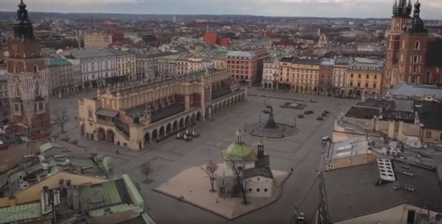 Kraków z drona w czasie kwarantanny. Film dzięki uprzejmości CiapDron
