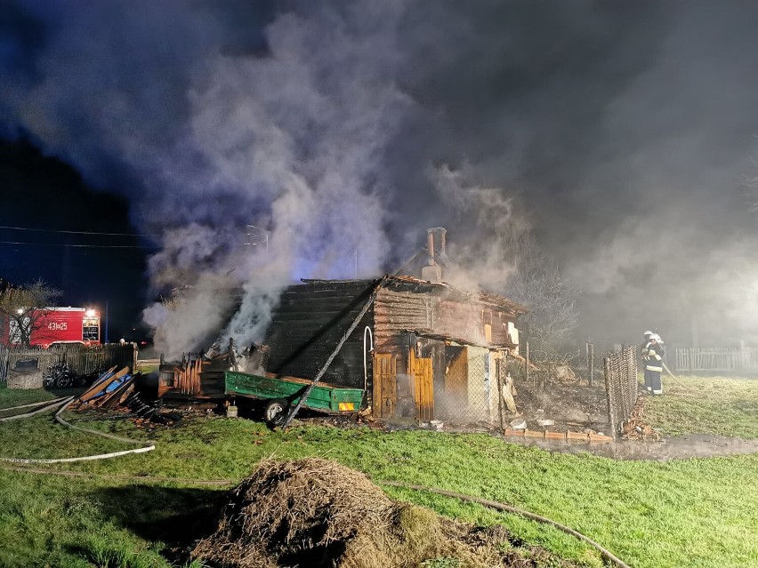Pożar domu  w Gruszowie Małym wybuchł w sobotę (25 marca) w...