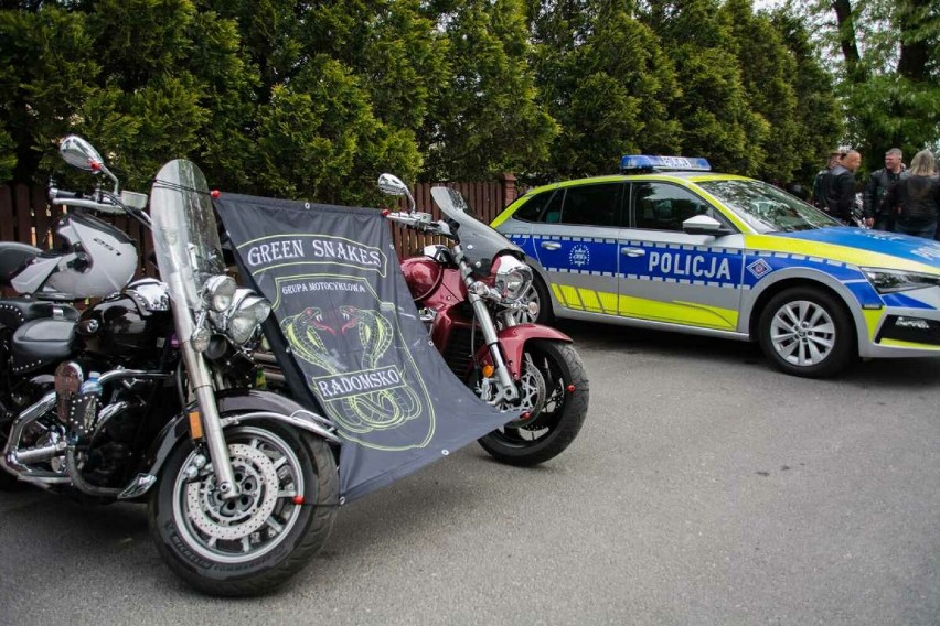 Akcja "Zmieścimy się wszyscy" z motocyklistami i policjantami z Radomska. ZDJĘCIA