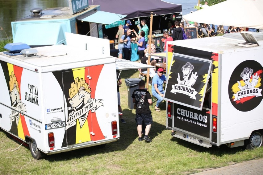 Food trucki znowu w Koninie. Kuchnie świata serwują na  Bulwarze Nadwarciańskim 