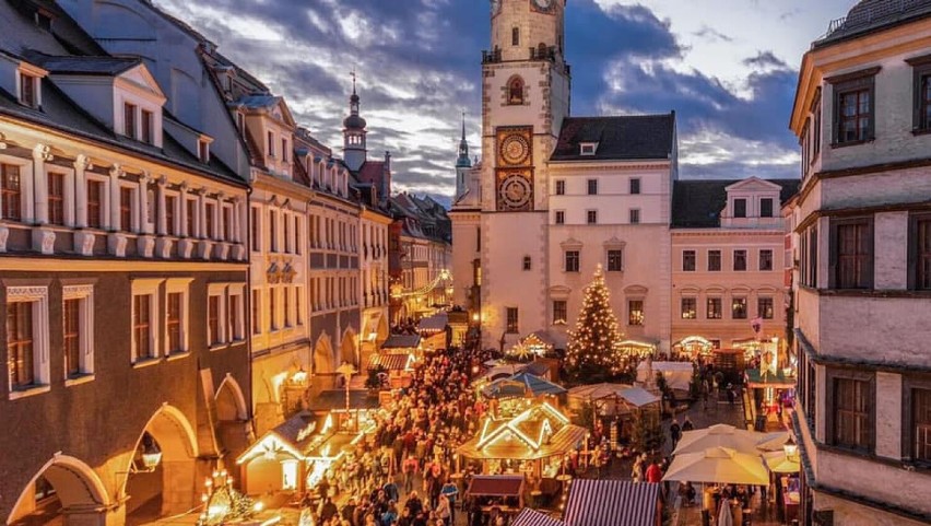 Śląski Jarmark Bożonarodzeniowy w Görlitz należy do jednych...