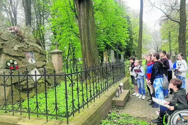 Miejsca pamięci Powstania Styczniowego znajdują się m.in. na Starym Cmentarzu w Rzeszowie