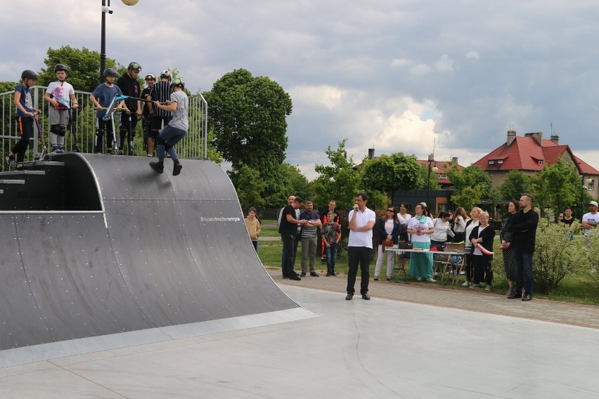 W Nowych Skalmierzycach powstał nowy skate park. ZDJĘCIA 