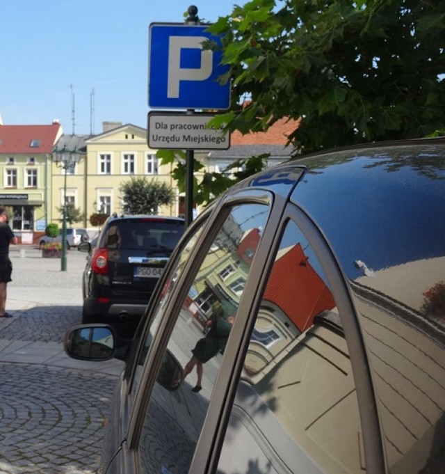 Grodzisk: petenci ratusza nie chcą płacić za parking