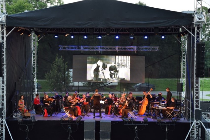 Faktoria Kultury: Orkiestra zagrała do filmów z Busterem Keatonem