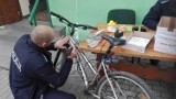 W Brzyskorzystewku policjanci znakowali rowery