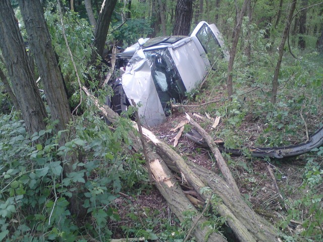 W czwartek rano na drodze nr 160 doszło do zdarzenia, w którym ucierpiały dwie osoby.


Zobacz więcej: Wypadek na drodze W 160