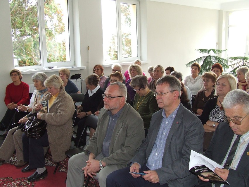 Uniwersytet III Wieku w Kocku rozpoczął czwarty rok...