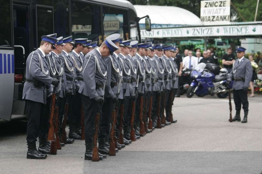 Pogrzeb tragicznie zmarłego policjanta z Piły