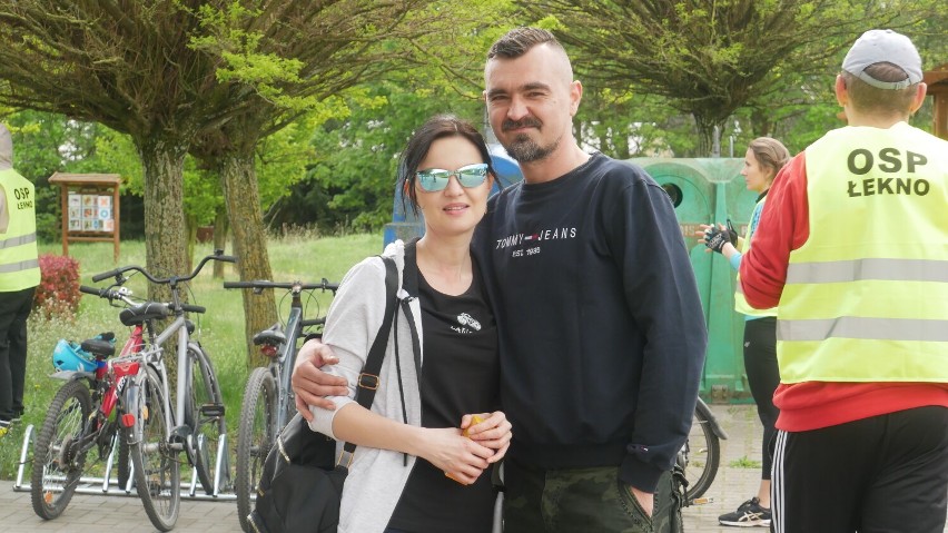 OSP Łekno zorganizowało rajd rowerowy, który był połączony z piknikiem rodzinnym. Frekwencja dopisała!