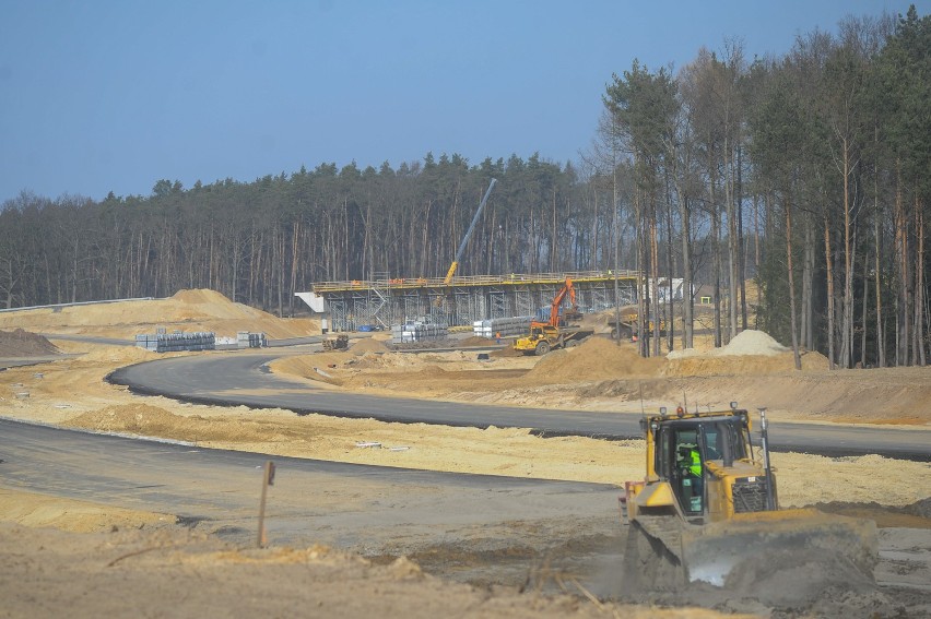 Postępy na budowie odcinka S5 Radomicko - Śmigiel