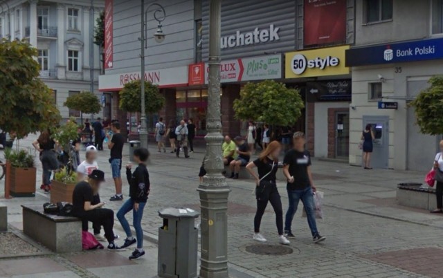 Mamy nowe zdjęcia z Google Street View. Zobaczcie kogo "upolowano" na ulicach Kielc >>>